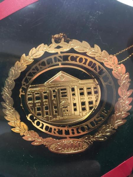 2000 Tree Ornament - Franklin County Court House